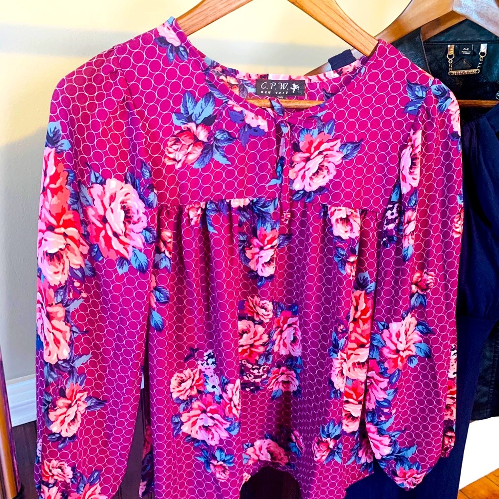 Beautiful long sleeve top